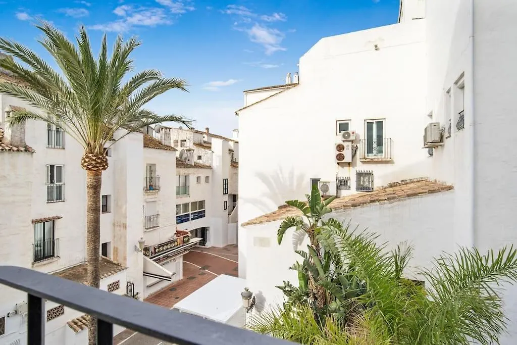 In The Heart Puerto Banus Luxurious Apartment Marbella