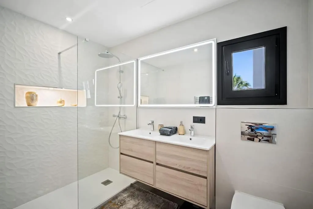 In The Heart Puerto Banus Luxurious Apartment Marbella Spain